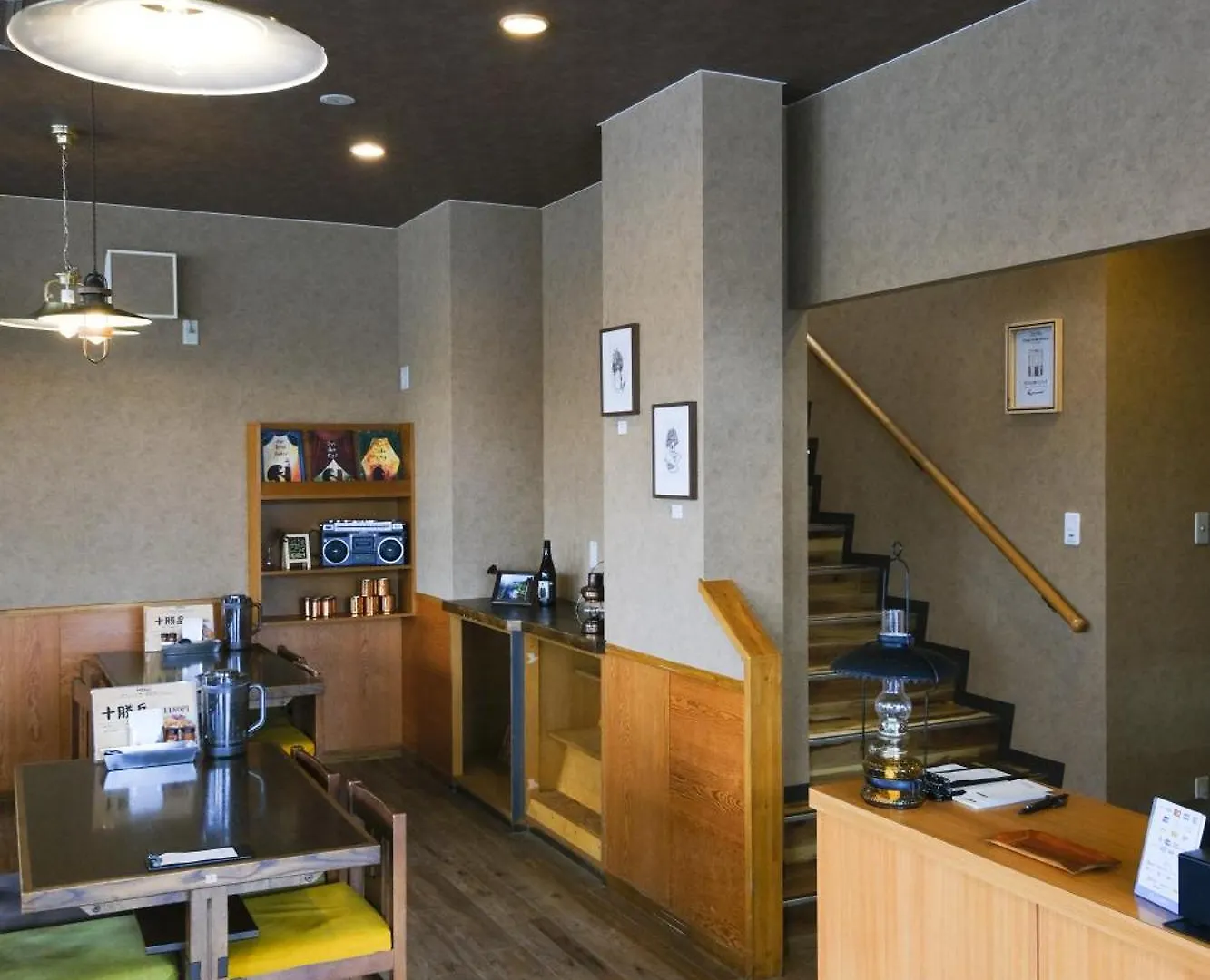 ヴァンテアン舎（Vingt Et Un House） Apartment Biei